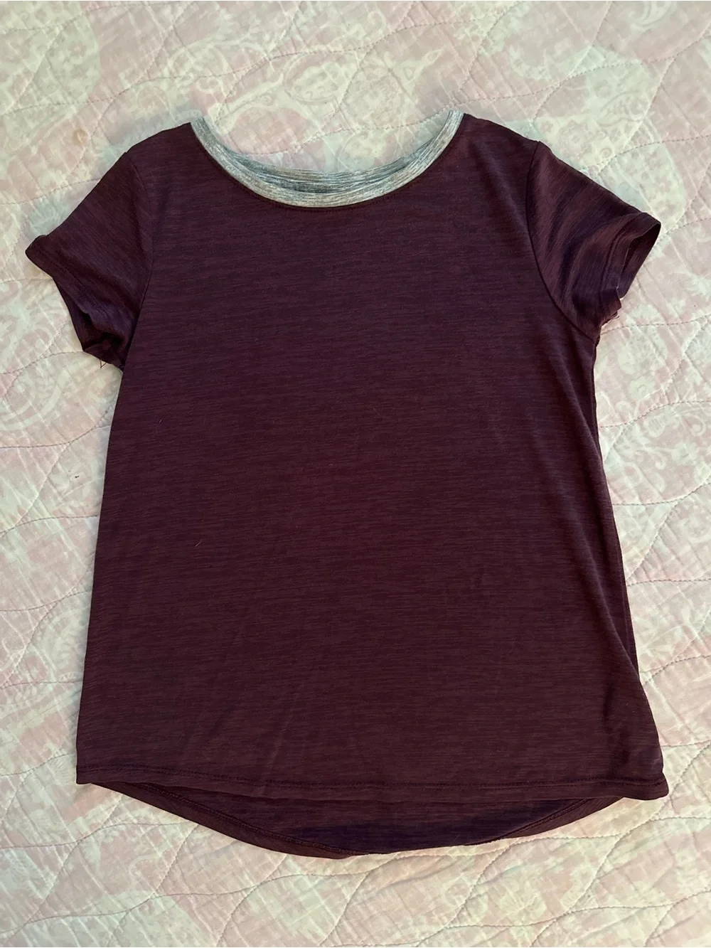 Old Navy Active “Go Dry” Short Sleeve Crewneck Top in Deep Plum | Sz: M | Modal